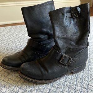 Frye Veronica Short Boots